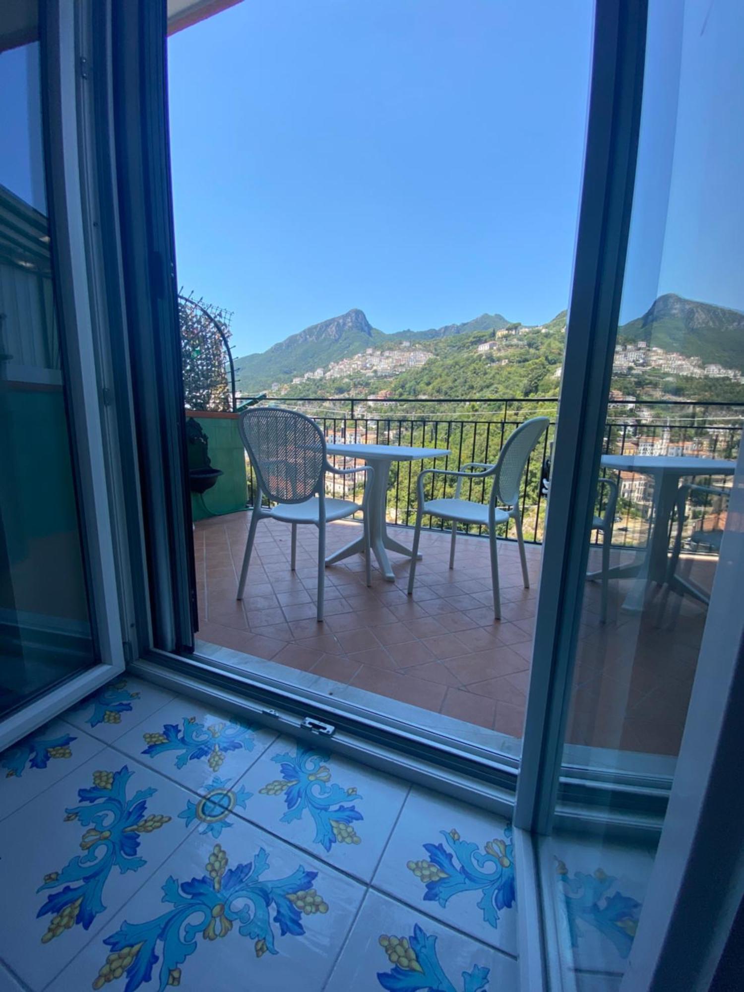 Panoramic Flat Amalfi Coast - Sea View 1 Apartment Vietri Exterior foto