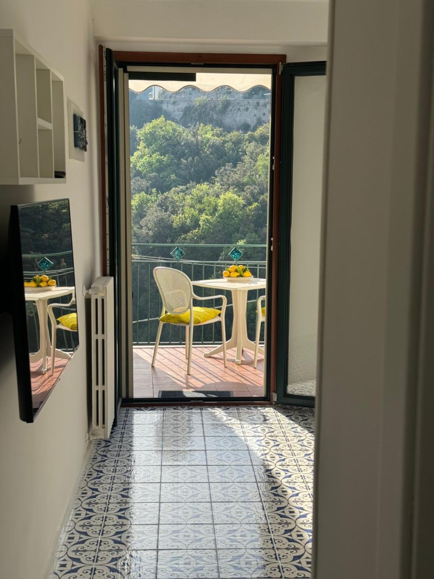 Panoramic Flat Amalfi Coast - Sea View 1 Apartment Vietri Exterior foto