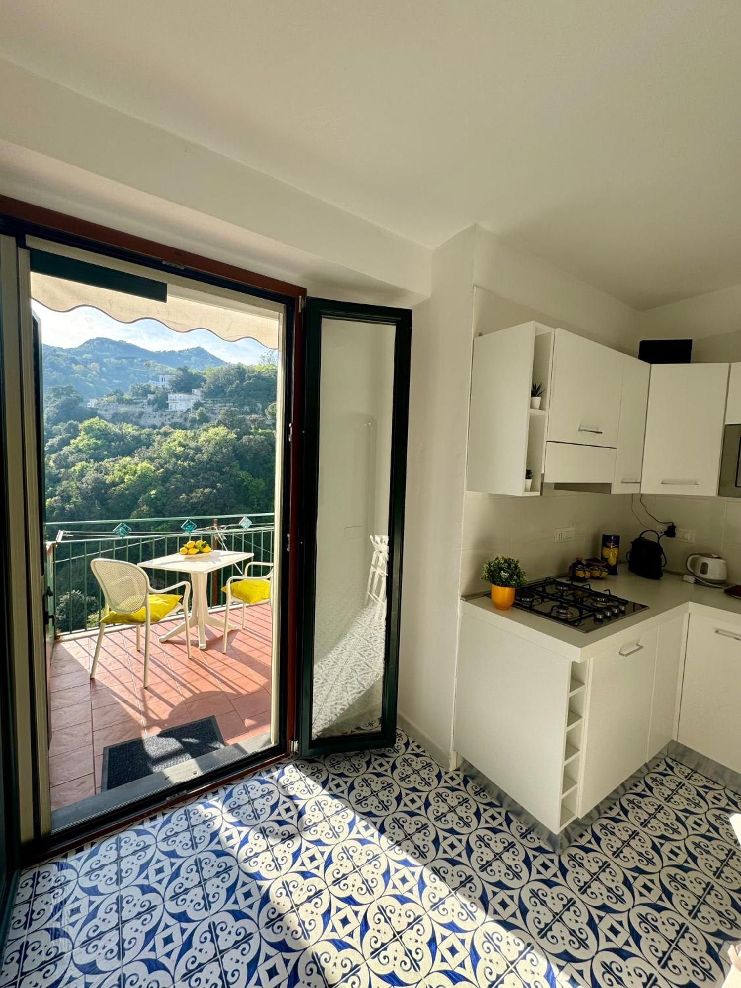 Panoramic Flat Amalfi Coast - Sea View 1 Apartment Vietri Exterior foto